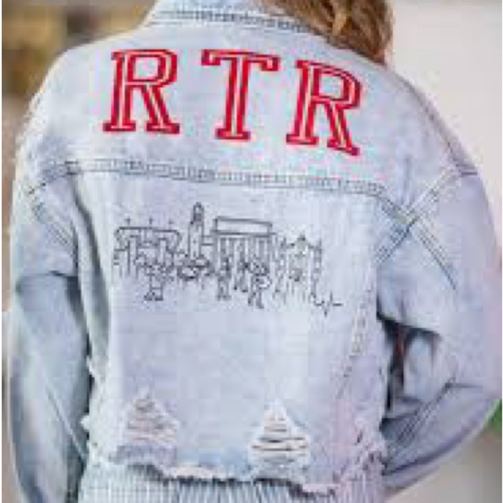 RTR COLLEGE DENIM JACKET Distressed SZ Small - Picture 2 of 9